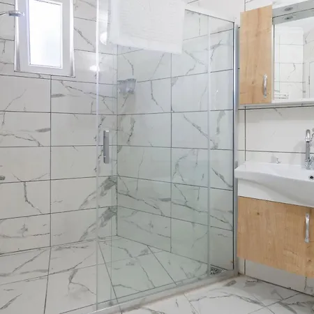 Spacious In The Historical Center Of Apartment Bursa