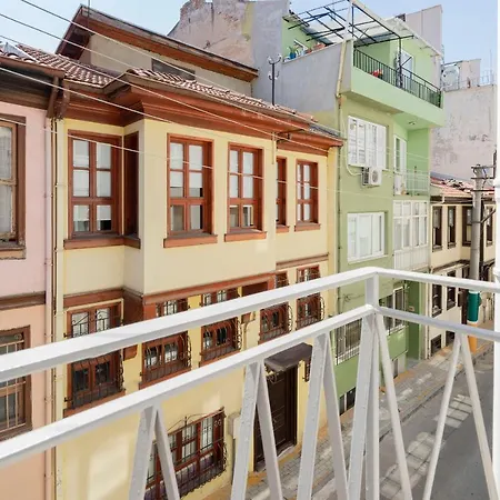 公寓 Spacious In The Historical Center Of 伯萨